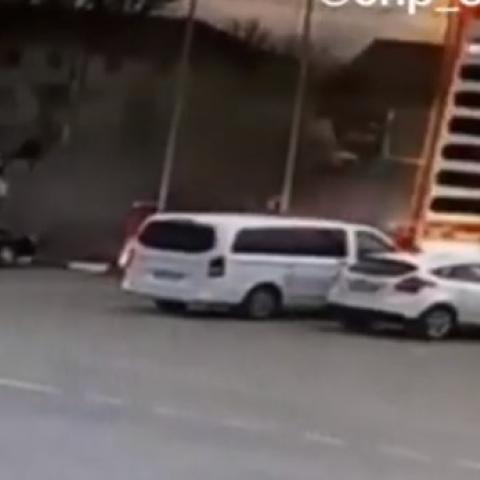 Жуткое ДТП вблизи АЗС попало на видео в Невинномысске